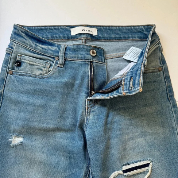 KanCan  Luxanna Mid Rise Slim Boyfriend Jeans Light Blue Wash Distressed Sz 24 - Picture 6 of 15